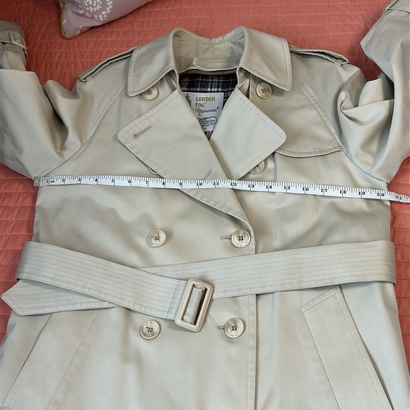 London Fog Classic Double-Breasted Belted Wool zip out liner Trench Coat sz 8P - Picture 8 of 16